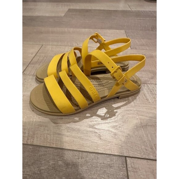 CROCS WOMENS SIZE 6 YELLOW SANDALS SHOES NWOT - Picture 1 of 8